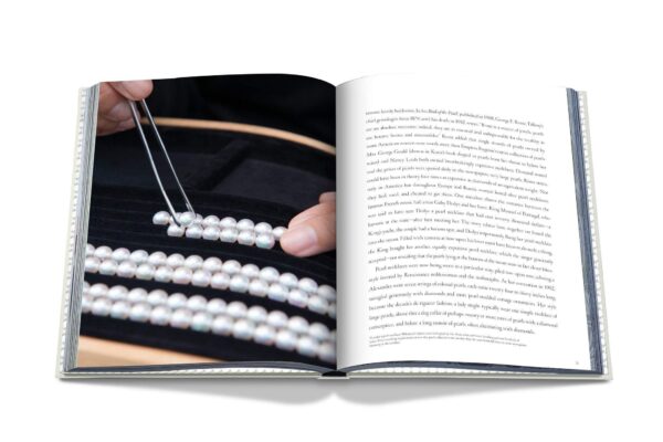 Assouline - The Pearl Necklace