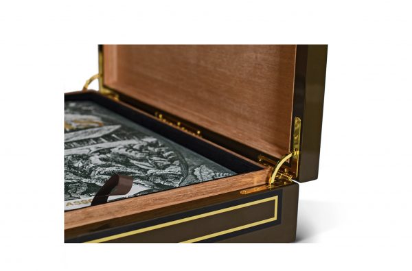 Assouline - Humidor Case with "The Impossible Collection of Cigars" Book