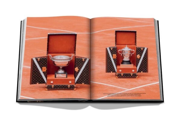 Assouline - Louis Vuitton: Trophy Trunks