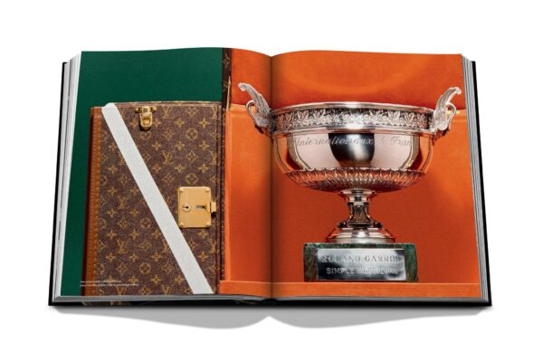 Assouline - Louis Vuitton: Trophy Trunks