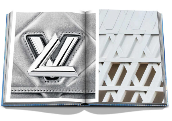 Assouline - Louis Vuitton Skin: Architecture of Luxury (Singapore Edition)